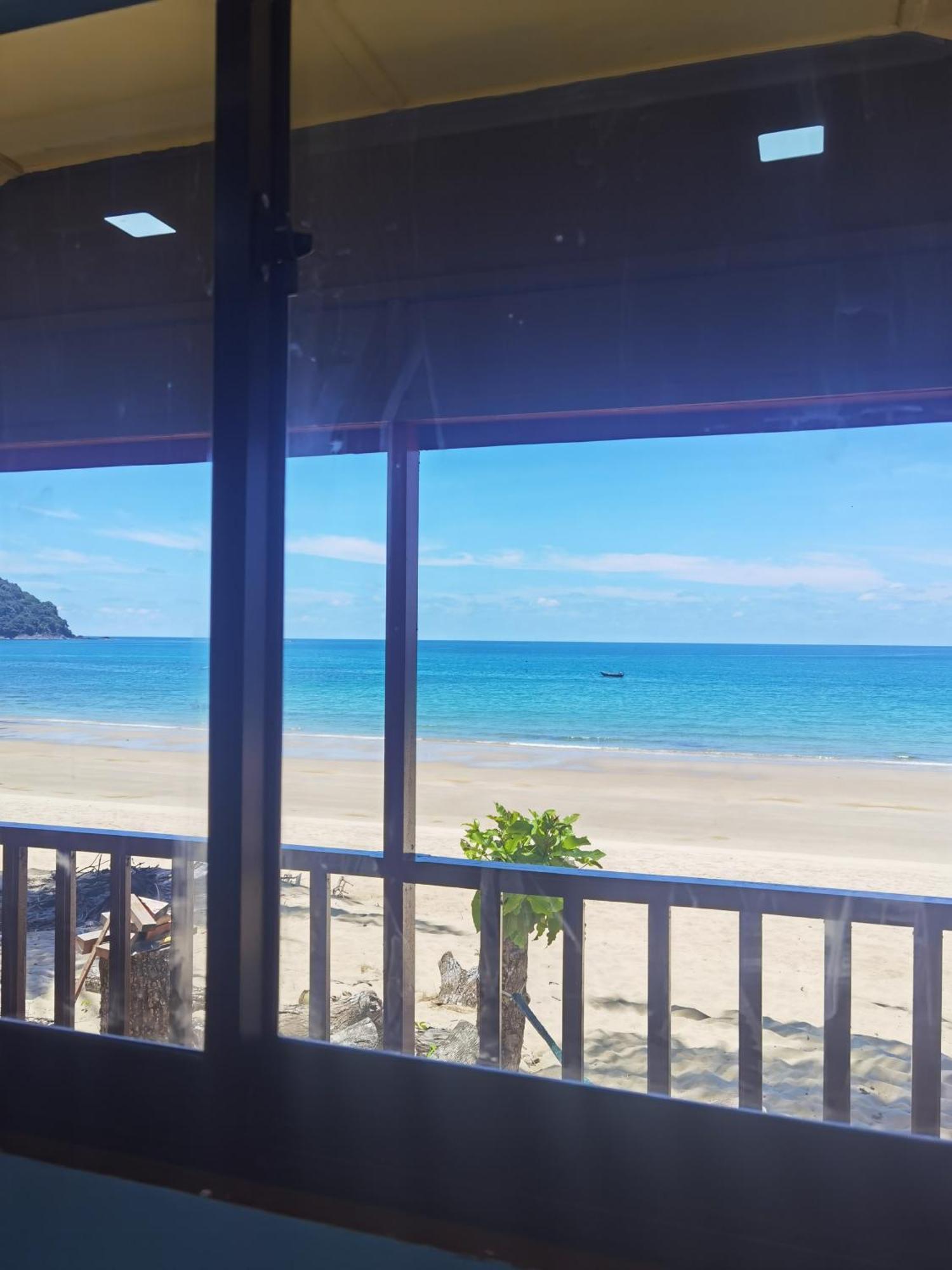 Permata Beach Chalet Kampong Juara Ngoại thất bức ảnh